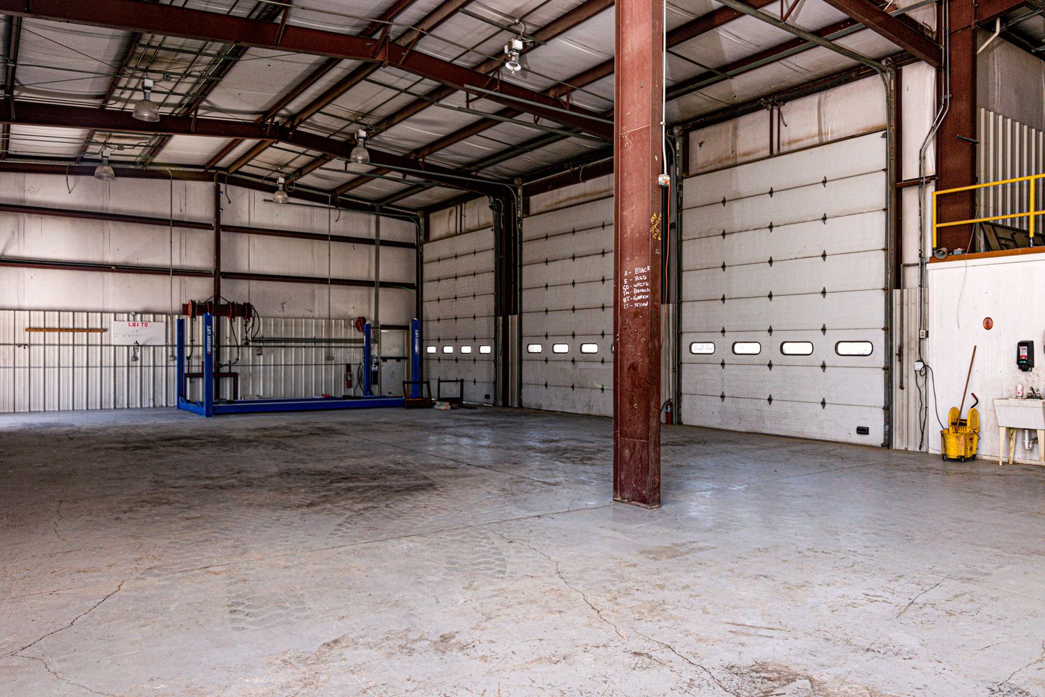 3100 N 1st St, Bloomfield, NM 87413